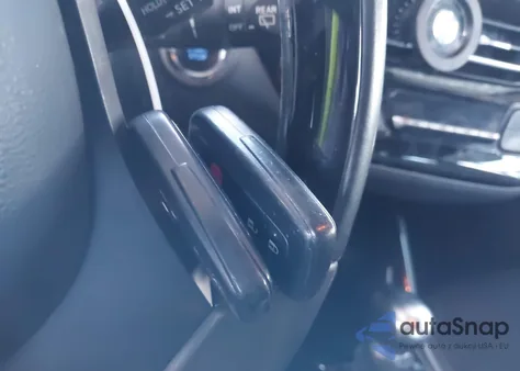 2020 Toyota C-Hr Xle из США, поврежденный, VIN NMTKHMBX4LR111010